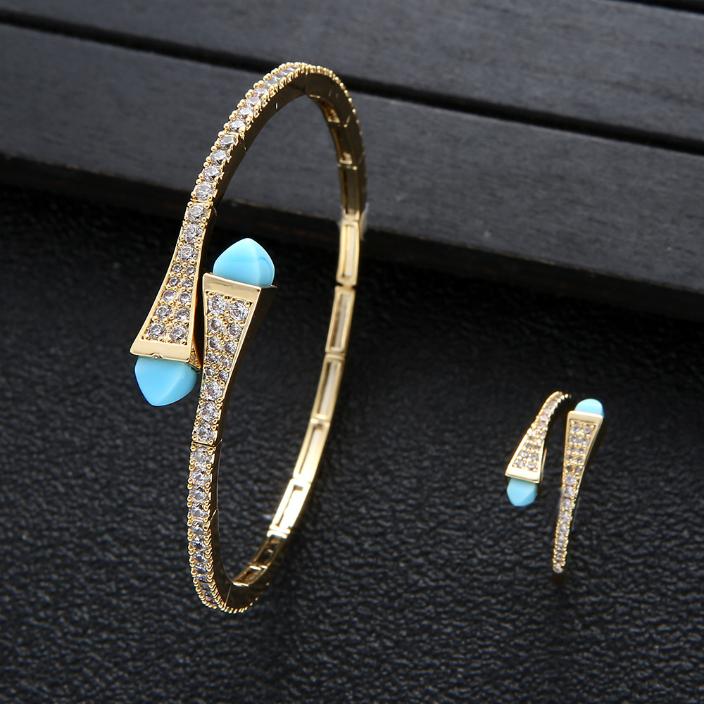 جديد الفانيلة النسائية موضة 2  - مراجعة Resin Bangle Bracelet وسعره