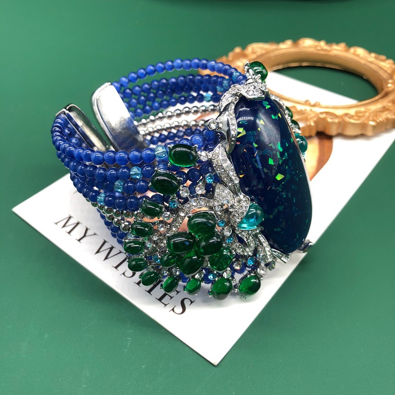 سوار فاخر عتيق الطراز مرصع بال - مراجعة Resin Bangle Bracelet وسعره